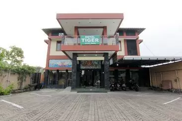 ホテル Tiger Yogyakarta