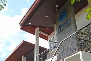 Hotel Fernvale Leisure Club And Resort