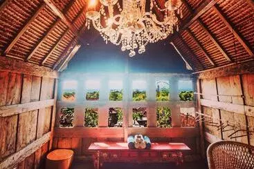 Hotel Toraja Bambu