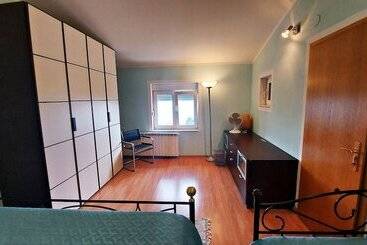 관광객 아파트 Vila Irma