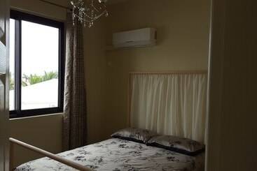 ツーリストアパートメント Blue Lagoon Flic En Flac