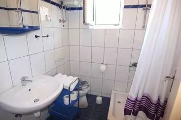 آپارتمانهای توریستها Apartments Tanja & Josipa