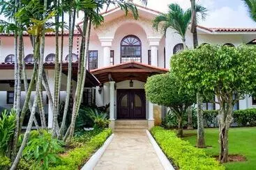 آپارتمان‌های توریست‌ها Villa Alondra By Casa De Campo Resort & Villas