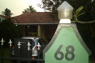 Mama S Villa By Taprobane   Hostel