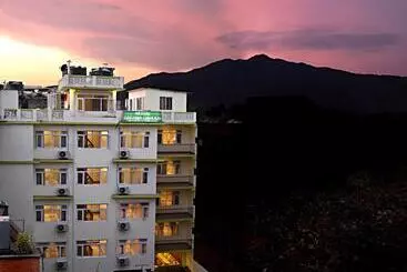 هتل Sapana Garden Thamel