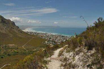 Pensionat Port Del Mar Guesthouse