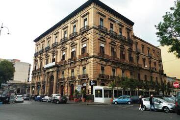 خانه B&b Oriental Palace