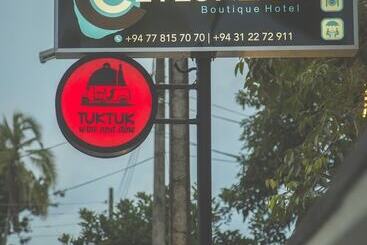 Hotel Tuk Tuk Boutique