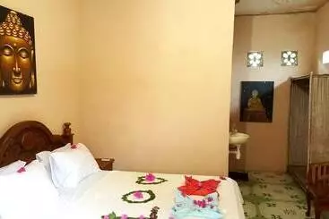 پانسیون Cozy Corner
