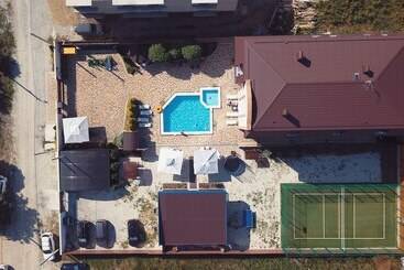 פנסיון Beausoleil Guesthouse