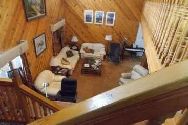 호텔 7 Gables Inn & Suites