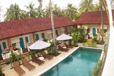 هتل White Coconut Resort