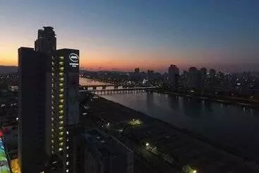 ホテル Riverside