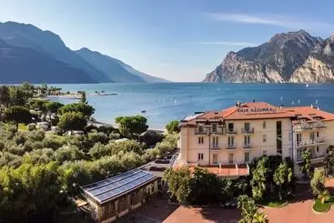Hotel Baia Azzurra   Lake Front
