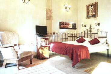 آپارتمان Aaa Stay Market Square Old Town