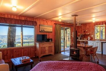 Balingup Heights Hilltop Forest Cottages