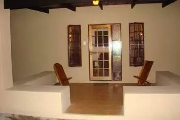 Hotel Muweti Bush Lodge