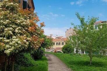 پانسیون Inlaguna