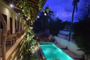 هاستل Panda Cottage