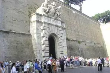 Candia Inn Vatican