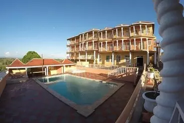 هتل Paradise Reggae Resort