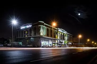 Huoneistohotelli Lina Park Suites 2