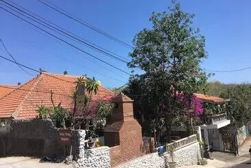 Pensió Padang  Padang Breeze