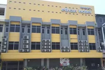 Ethan Hotel Cilincing Plaza