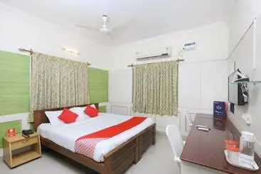 Hotel Super Collection O Tranquil Nest