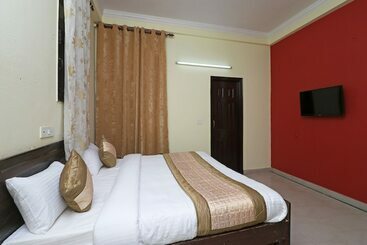 Hotell Vashu Residency By Oyo Rooms