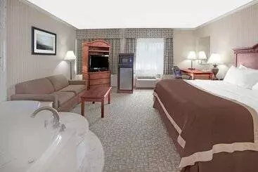 Отель Baymont By Wyndham Jackson