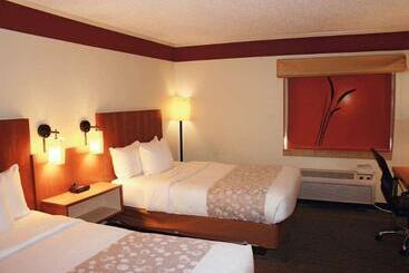 בית מלון כפרי Best Western Huntsville