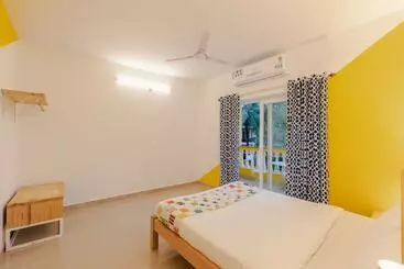 Vakantie-appartementen The Yellow By Oyo Rooms