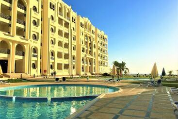 Gravity Hotel & Aqua Park Sahl Hasheesh - Families and Couples Only