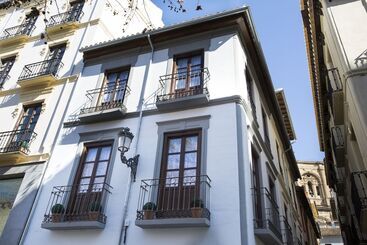 آپارتمان La Casa De La Trinidad Suites