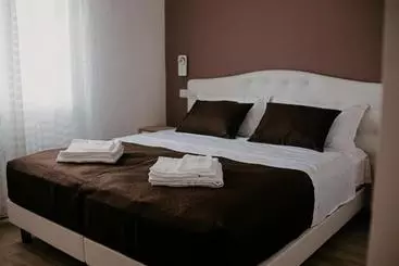 پانسیون Nannare  Rooms