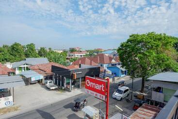 Hotel Reddoorz Syariah Near Universitas Negeri Gorontalo 2