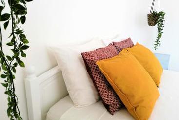 Bed and Breakfast Casa Blu Guesthouse   Maison D Hôtes