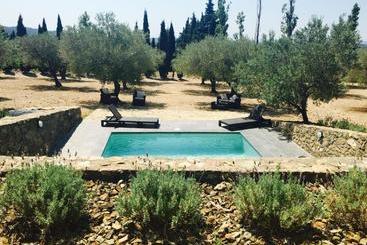 酒店 El Recer De Masia Serra