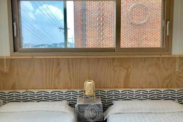 Hostel Cheukhudong 19beonji Guest House