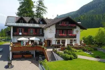 ユースホステル Gasthof Schneiderwiesen
