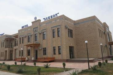Hotel Sarbon