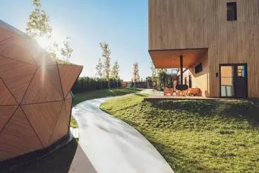 Moana Eco Surf House   Hostel