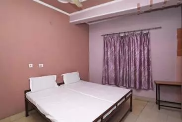 Hotel Spot On 40652  Sai Niwas