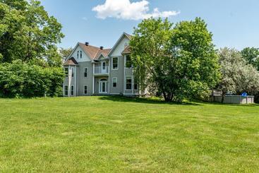 ペンション Sunpac Lofts