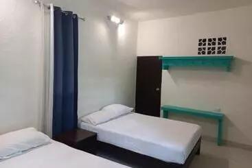 هتل Bea Rooms And Studios