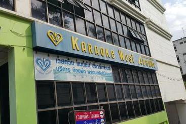 Apart Hotel West Wing Mansion