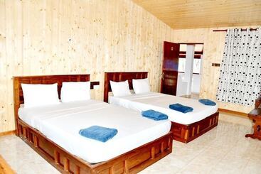 Hotelli Ananda S Beach Resorts