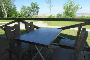 Aamiaismajoitus (B&B) Napsugár Club és Panzió