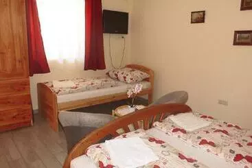 ペンション Napfény Apartman